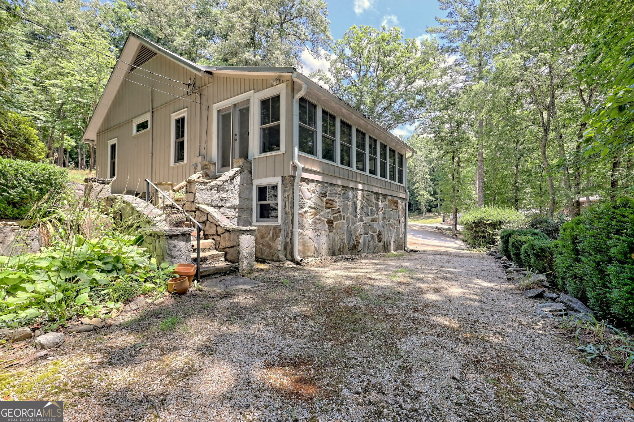 208 Colony Road Property Photo 2