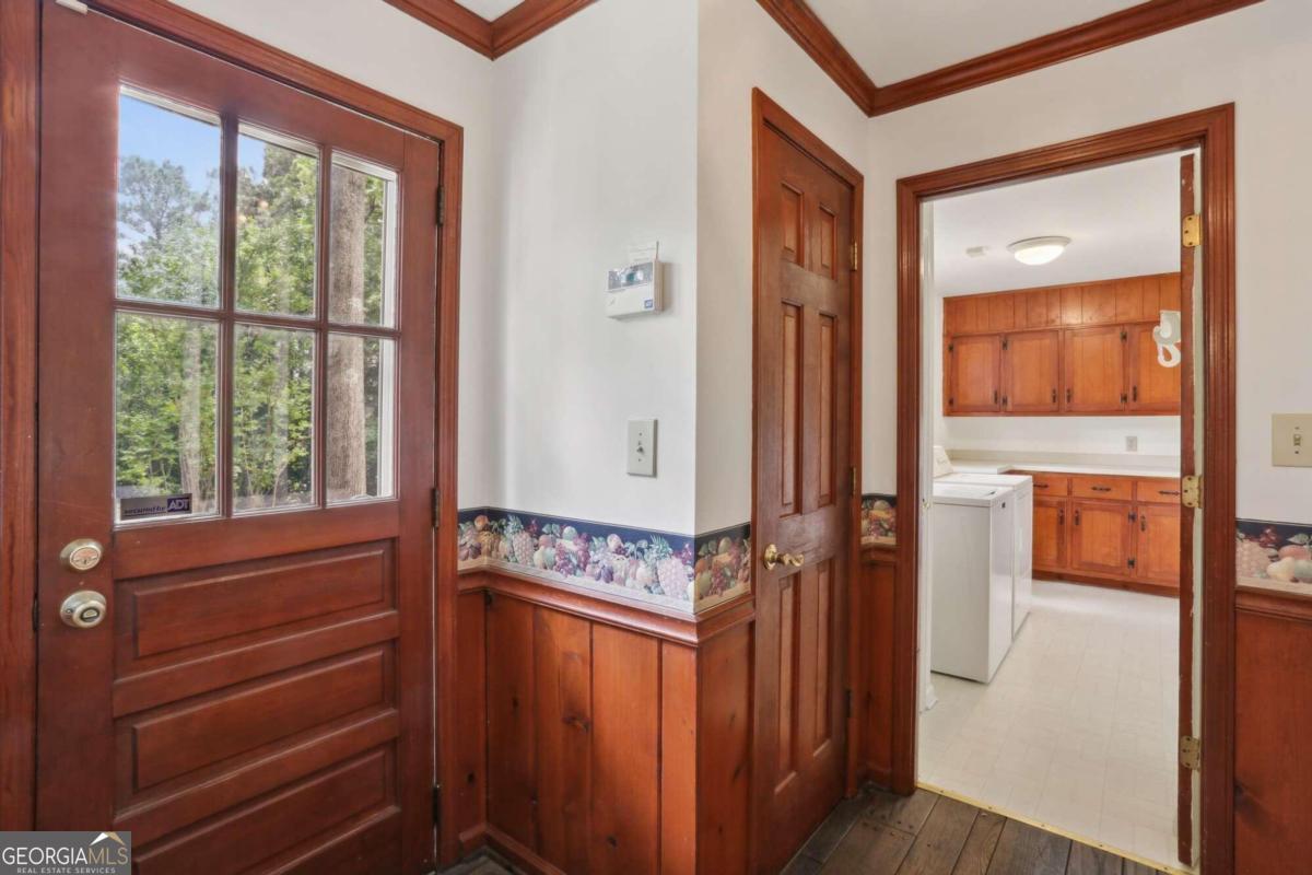 5622 Williamsburg Drive Property Photo 17