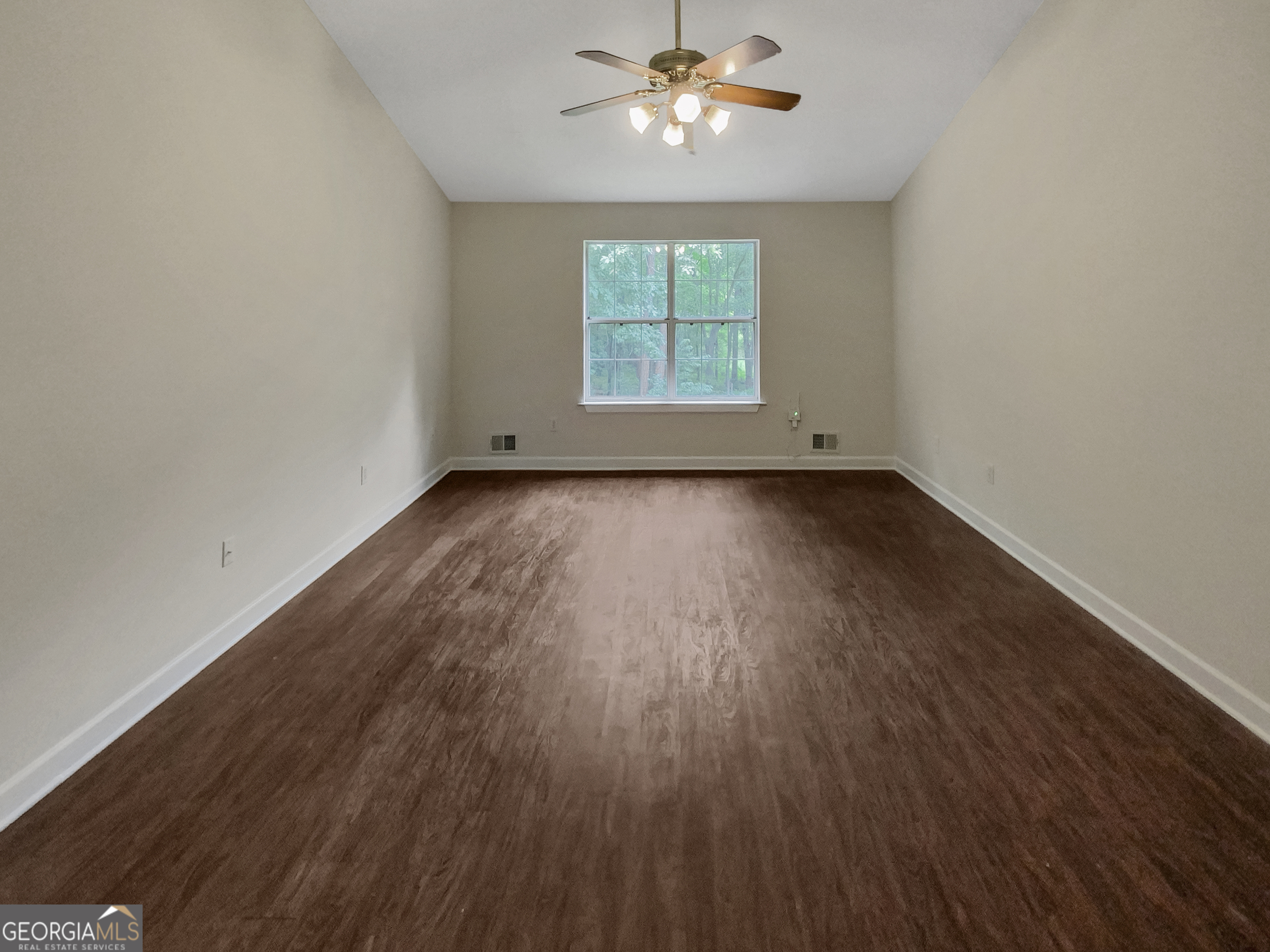 315 Cypress Lane Property Photo 3