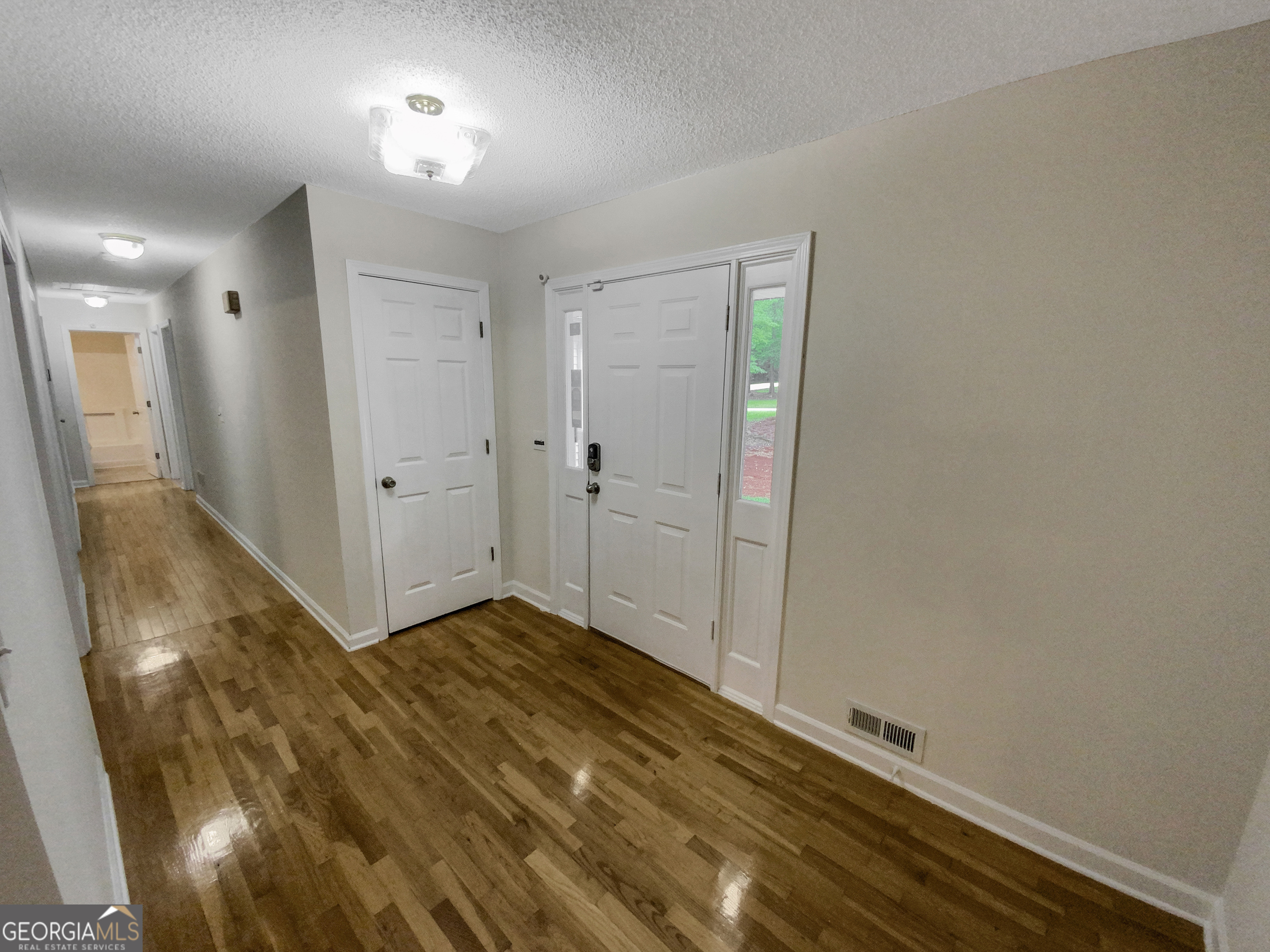315 Cypress Lane Property Photo 10