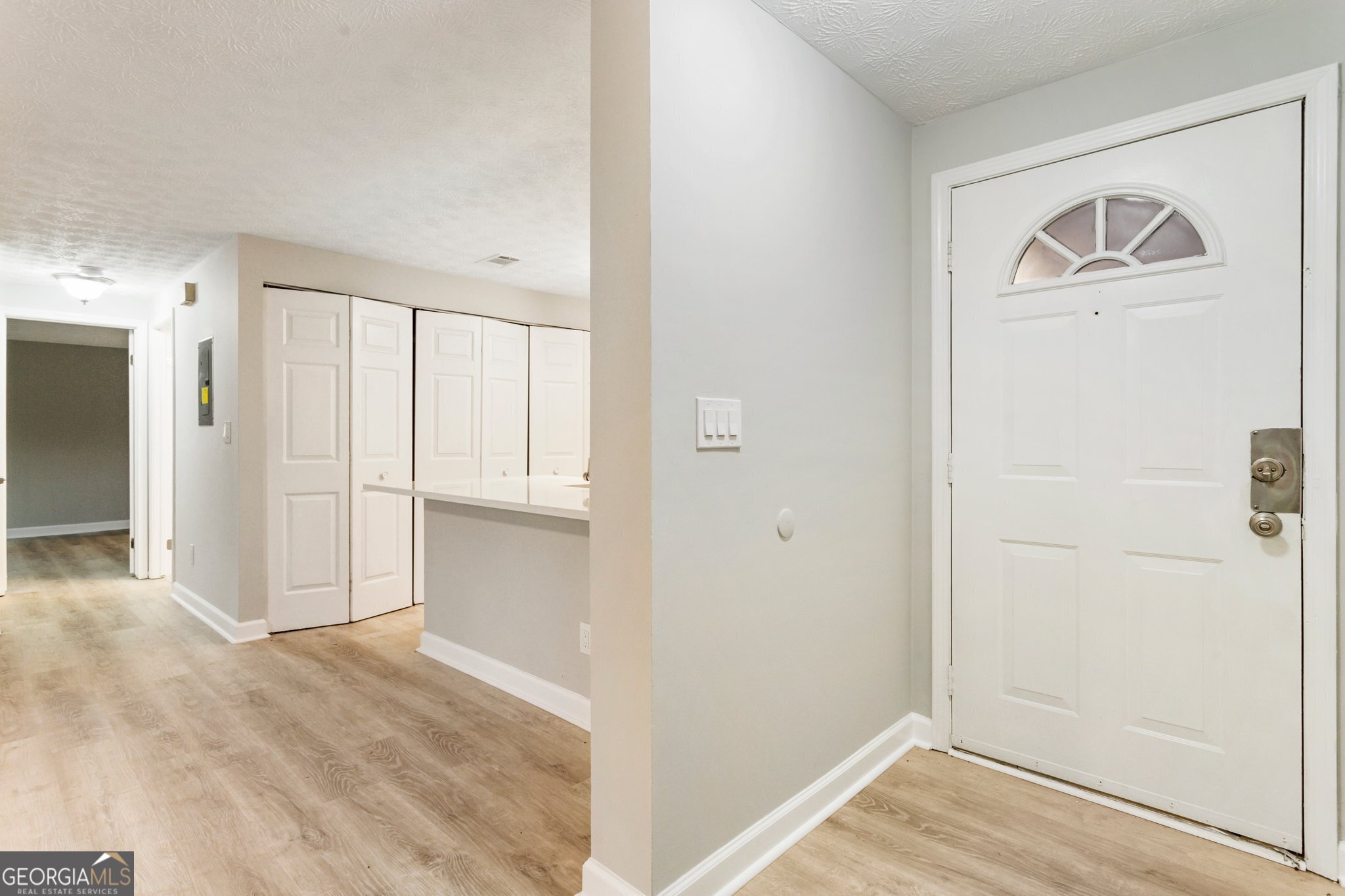 4315 Orchard Park Court Property Photo 9