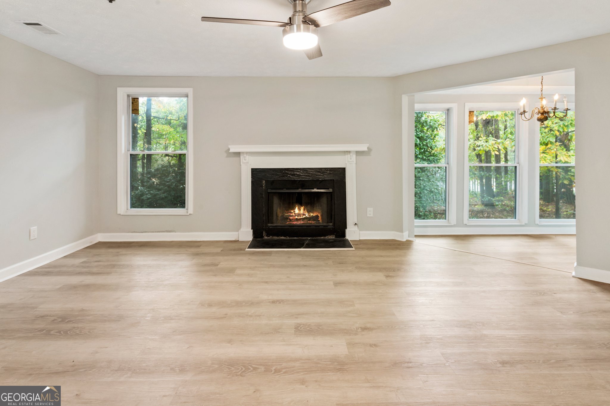 4315 Orchard Park Court Property Photo 12