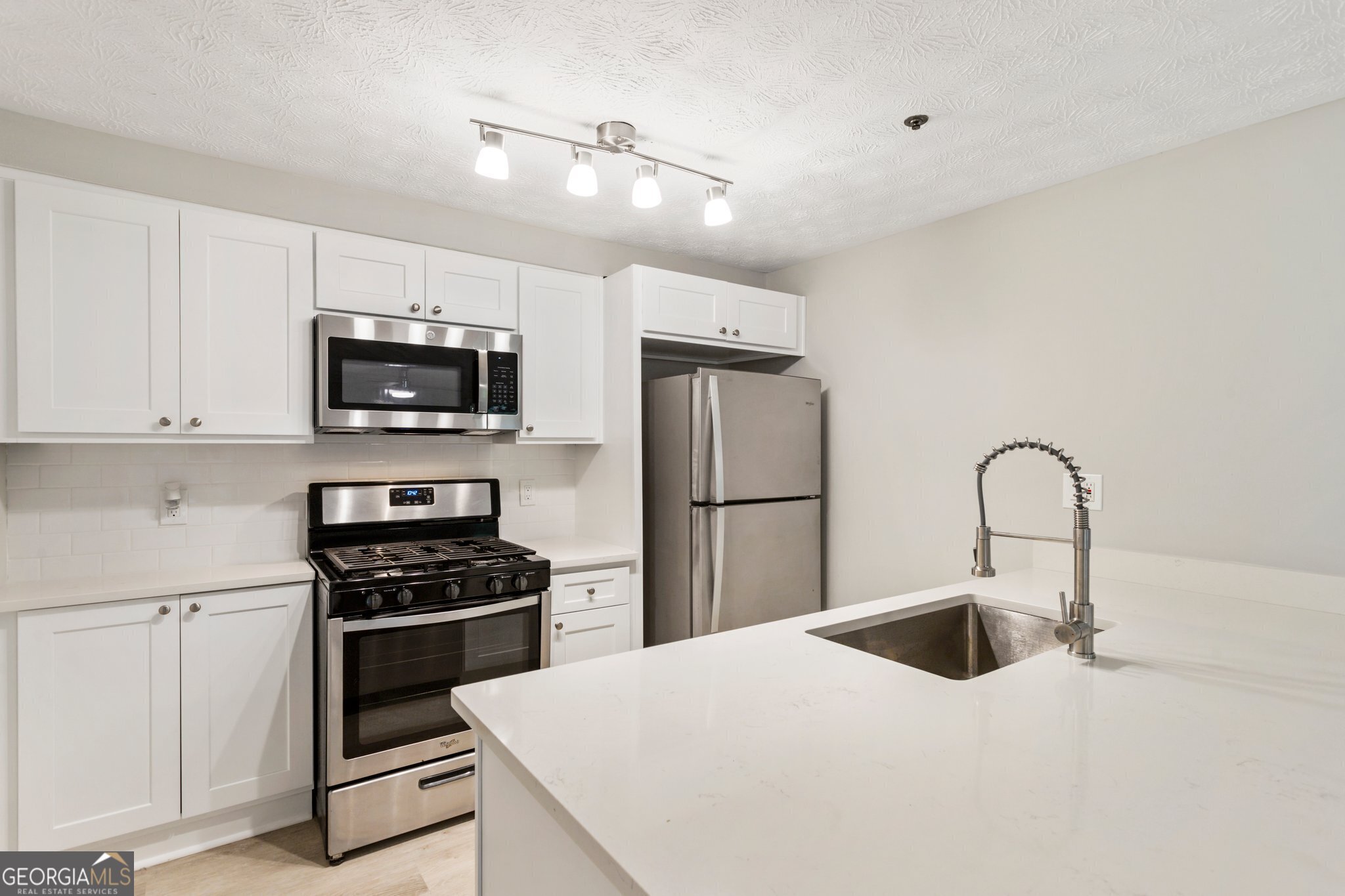 4315 Orchard Park Court Property Photo 17