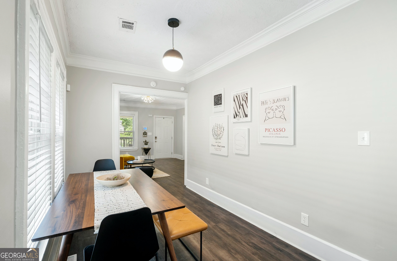 976 Washington Street Sw Property Photo 8