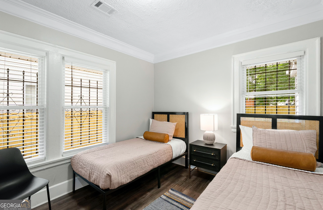 976 Washington Street Sw Property Photo 14