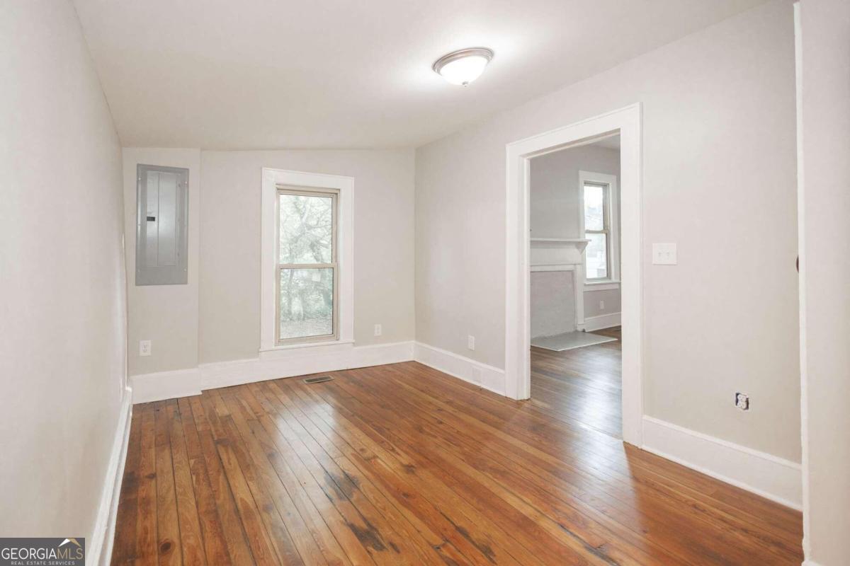 321 N 10th Street Property Photo 14