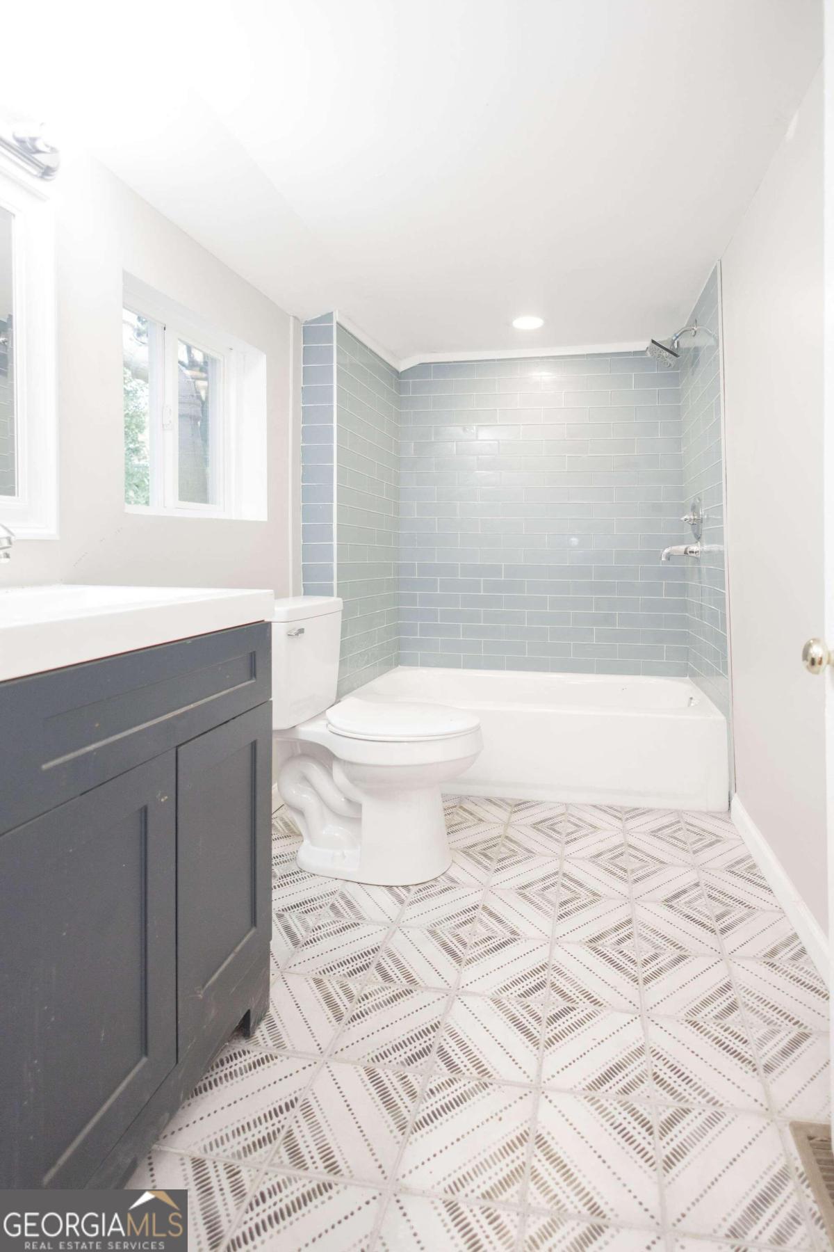 321 N 10th Street Property Photo 18