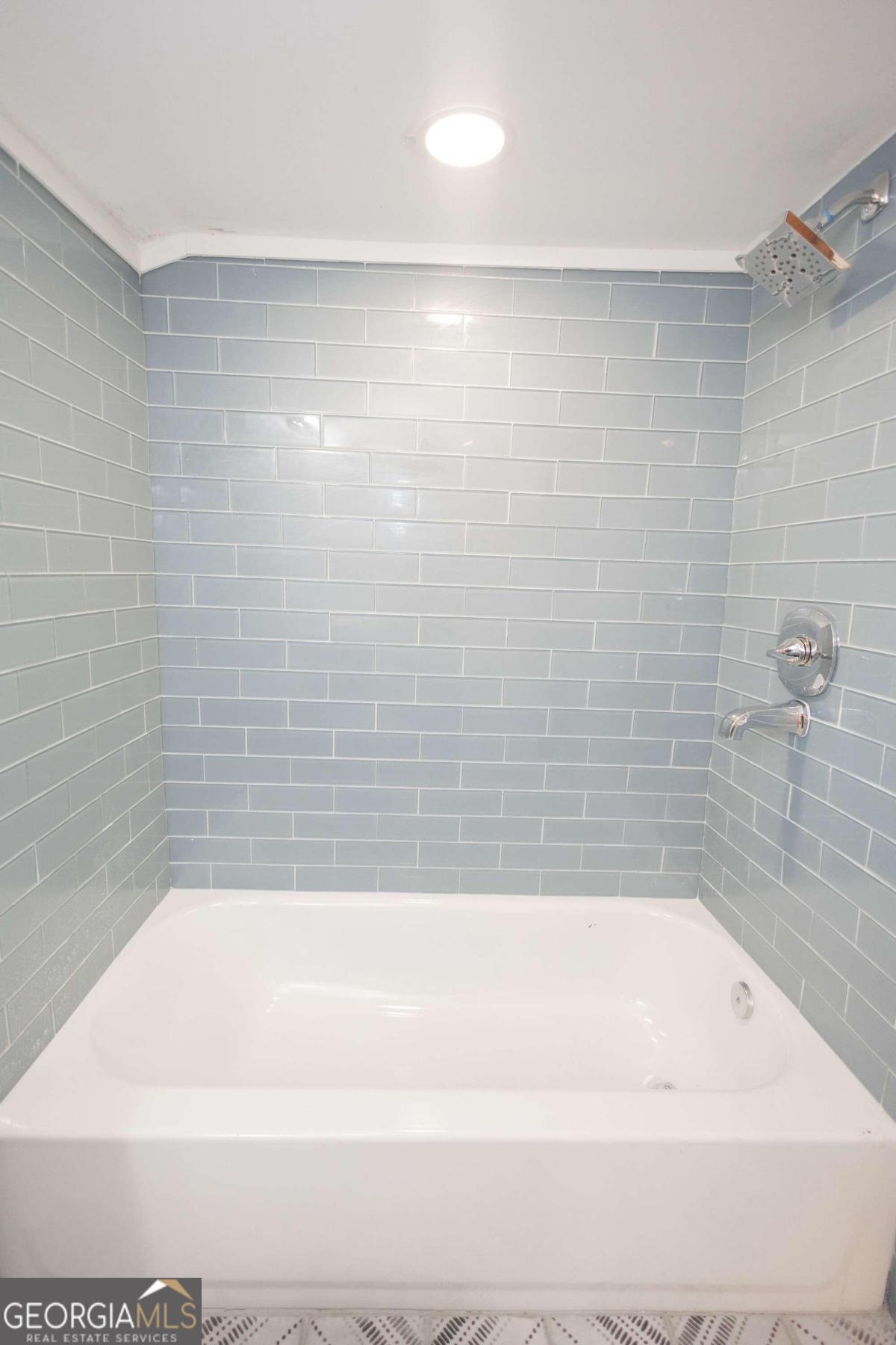 321 N 10th Street Property Photo 20