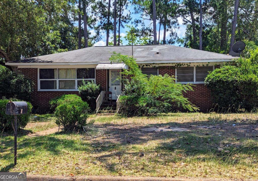 1700 Greenvale Road Property Photo