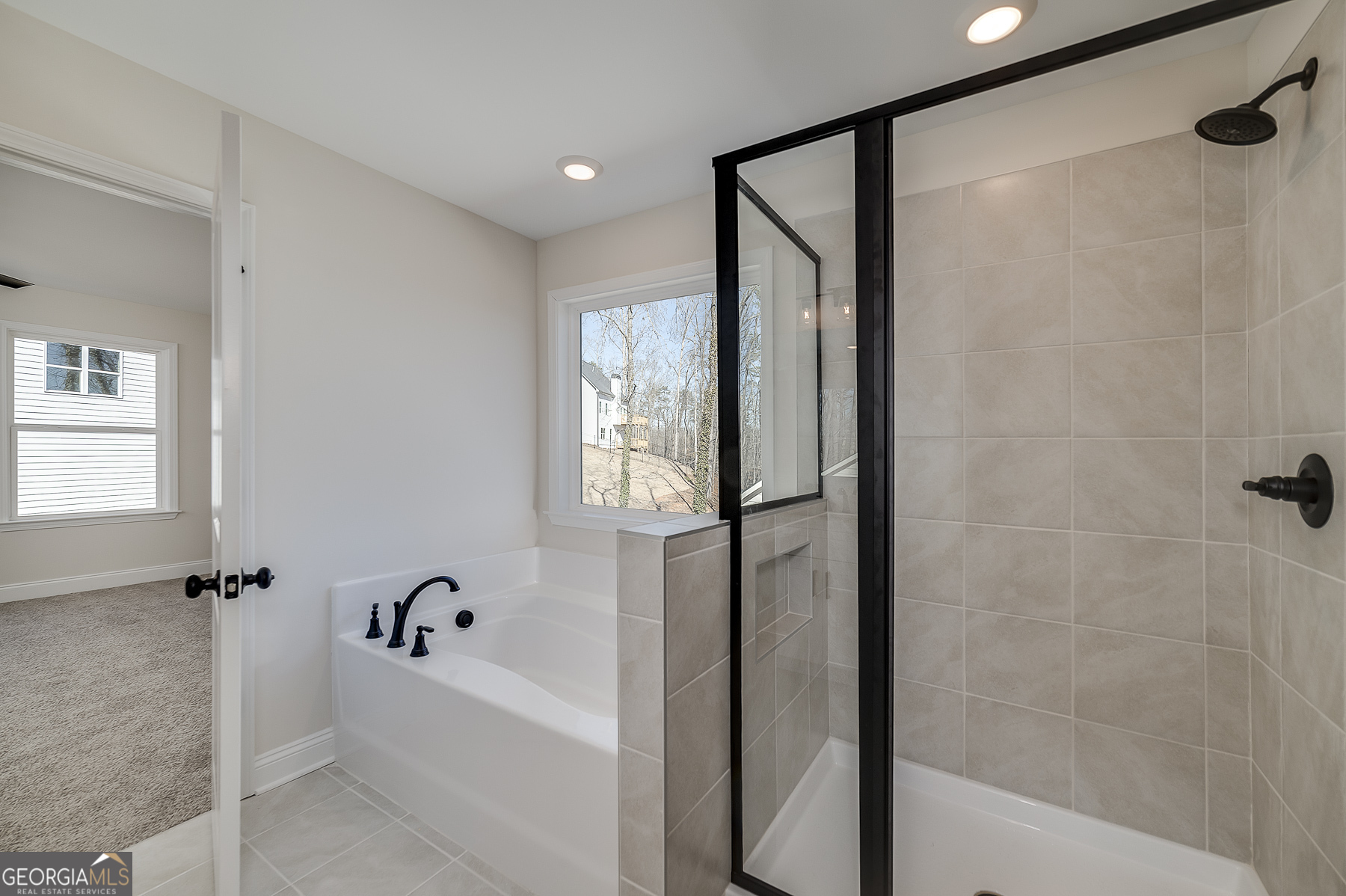 422 N Hazel Avenue Property Photo 18