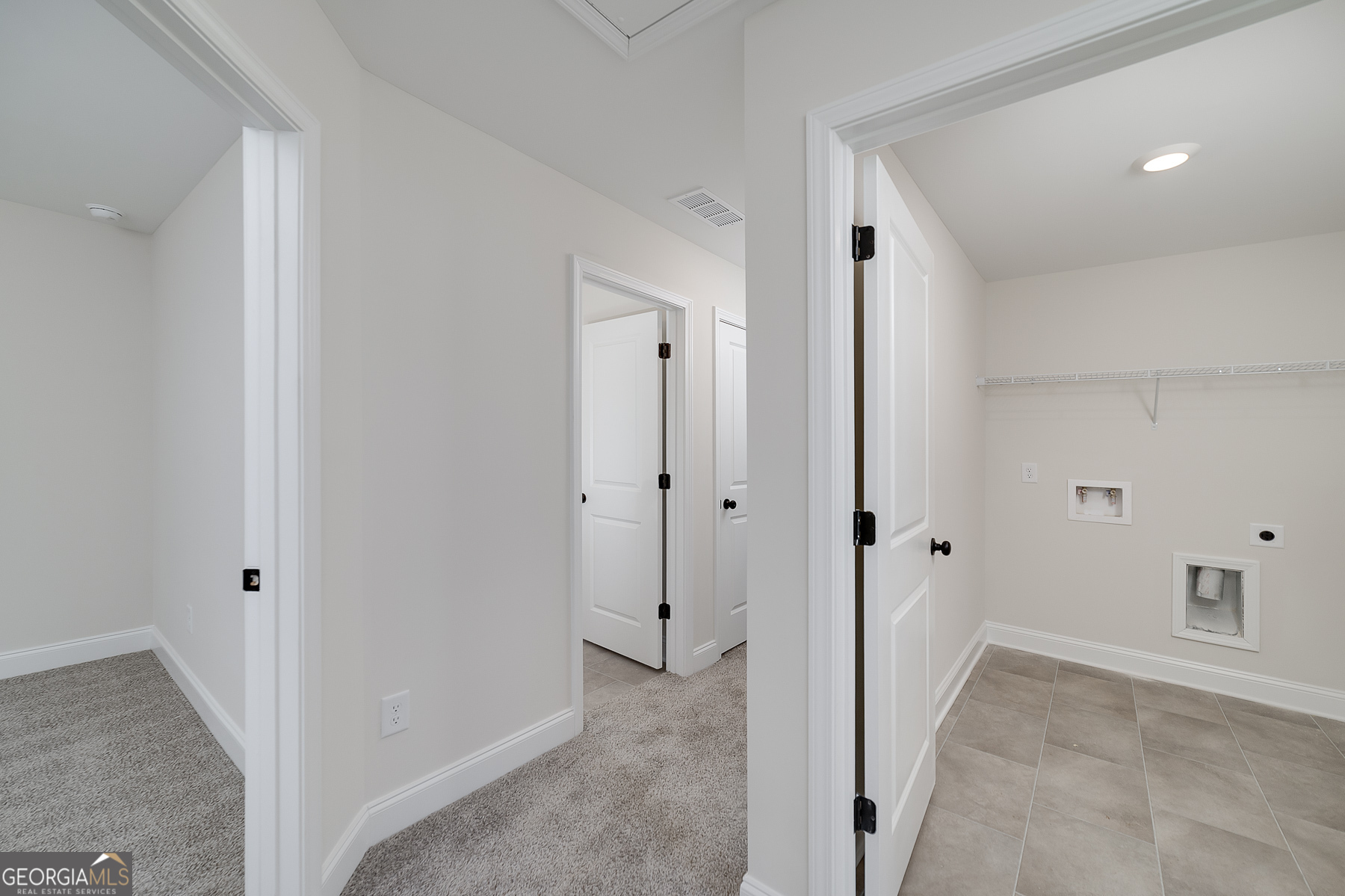 422 N Hazel Avenue Property Photo 23