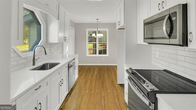 4681 Woodbridge Drive Property Photo 6