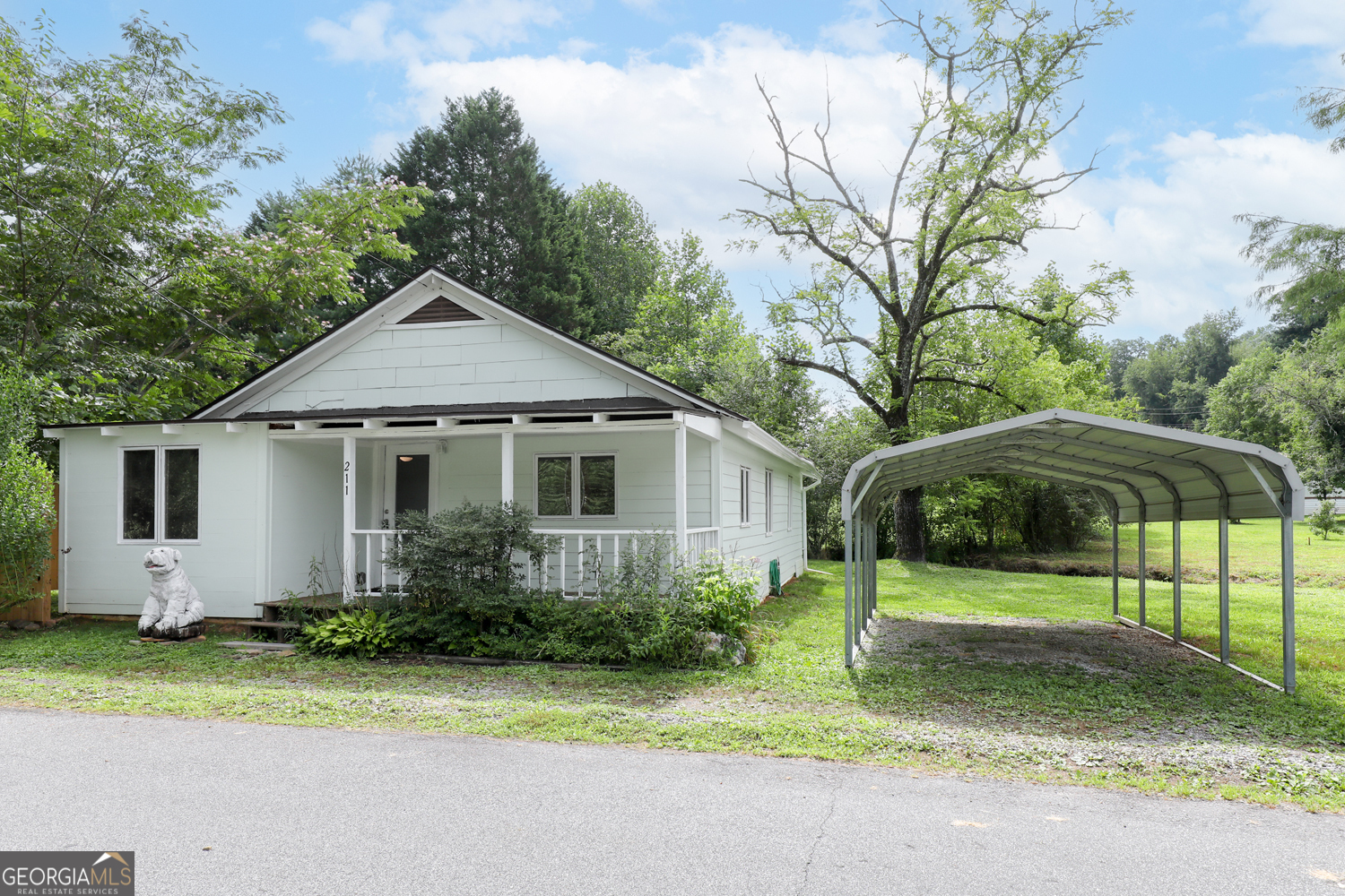 211 Blair Street Property Photo 1