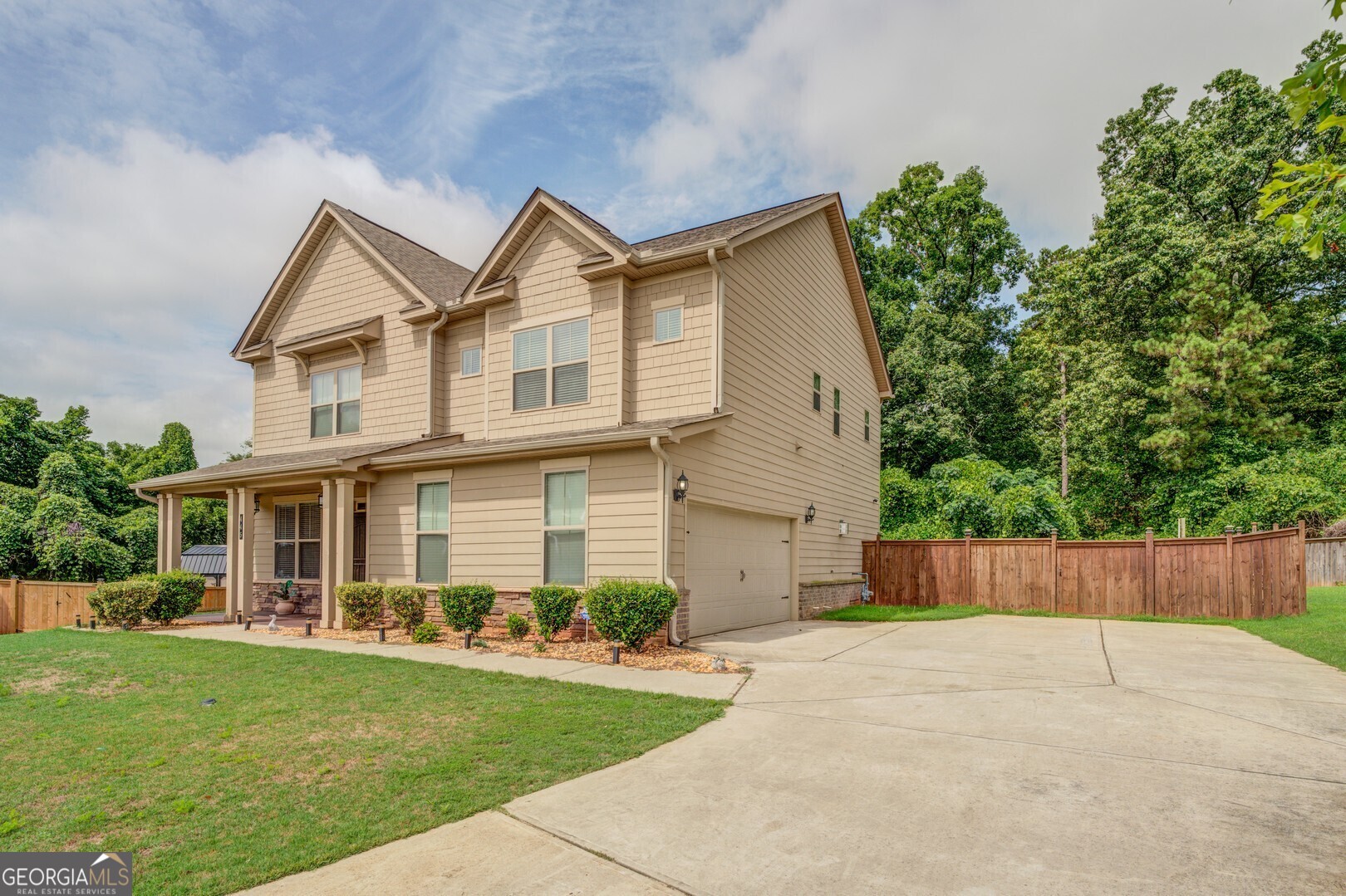 445 Brickstone Way Property Photo 2