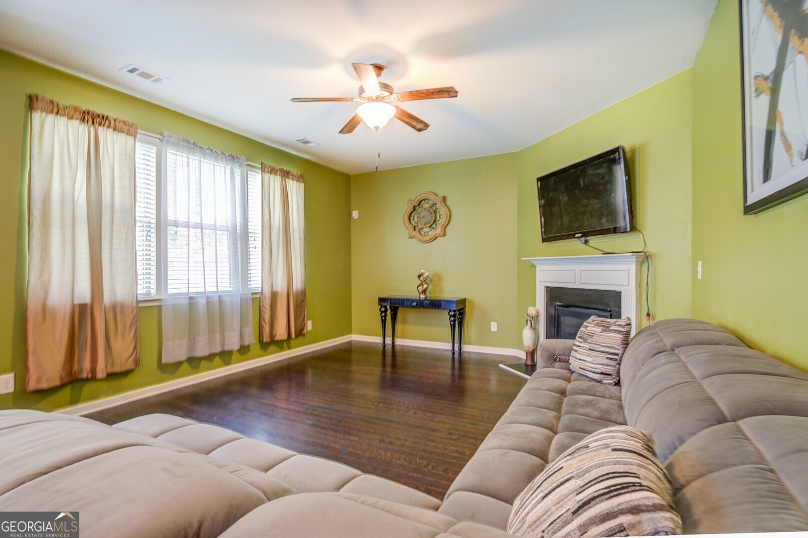 445 Brickstone Way Property Photo 5
