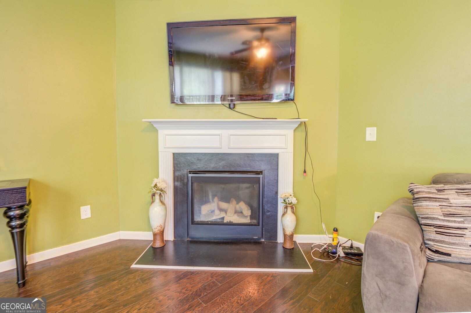 445 Brickstone Way Property Photo 8