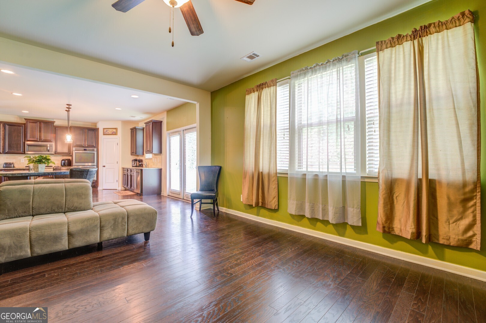 445 Brickstone Way Property Photo 11