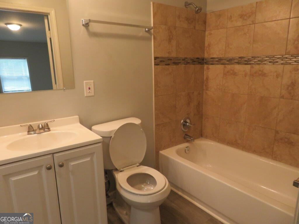 1650 Bridgeport Drive Nw Property Photo 11