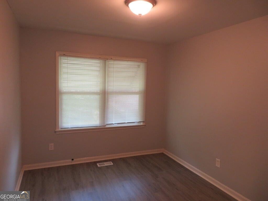 1650 Bridgeport Drive Nw Property Photo 12