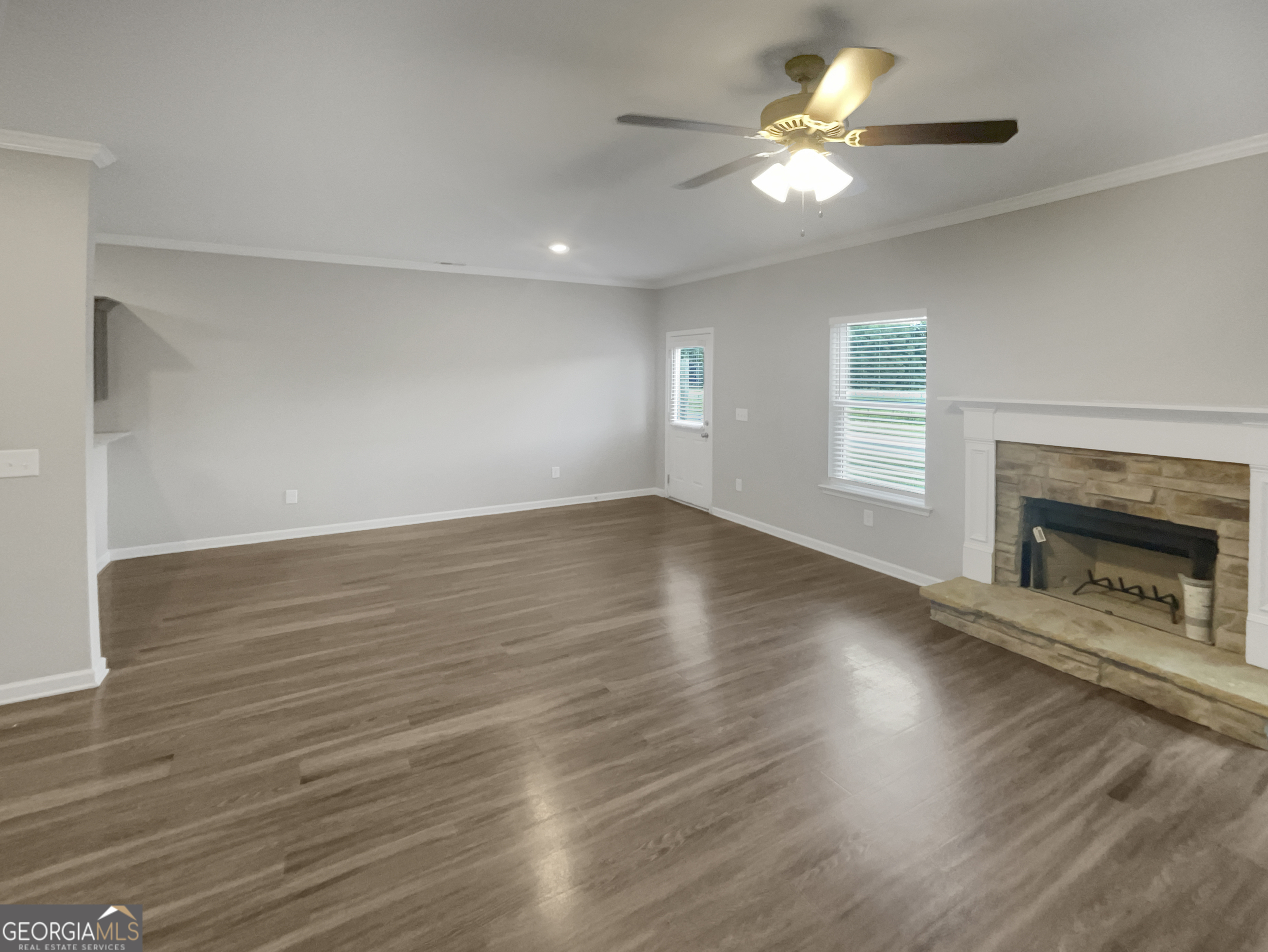106 Squarewood Lane Property Photo 4