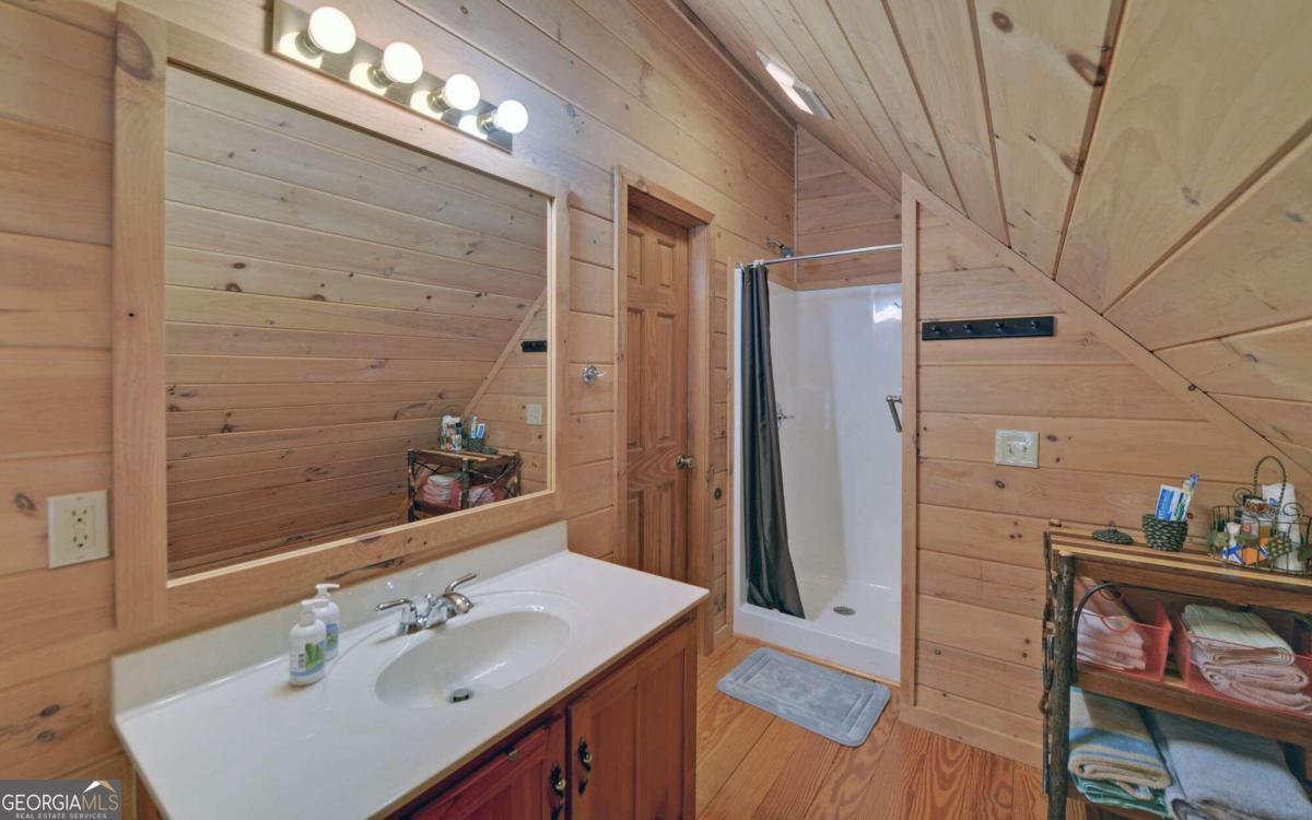 2370 Mountain View Road Property Photo 28