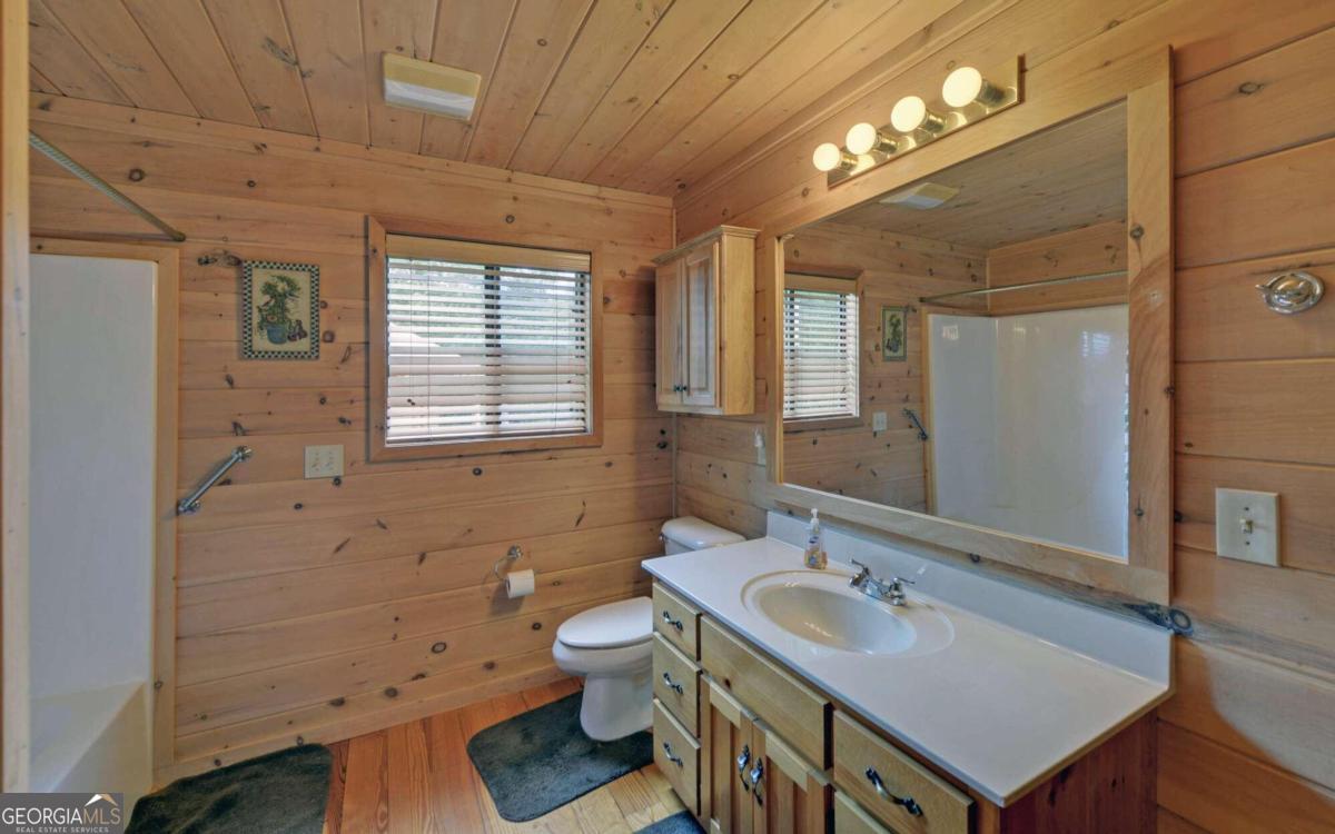 2370 Mountain View Road Property Photo 29