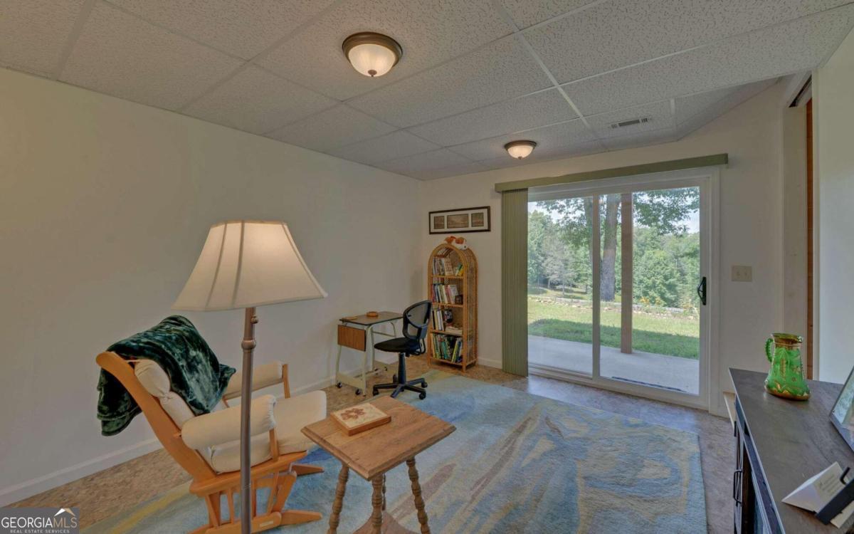 2370 Mountain View Road Property Photo 30