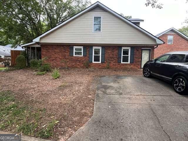 496 Huntington Road # 8 Property Photo 1