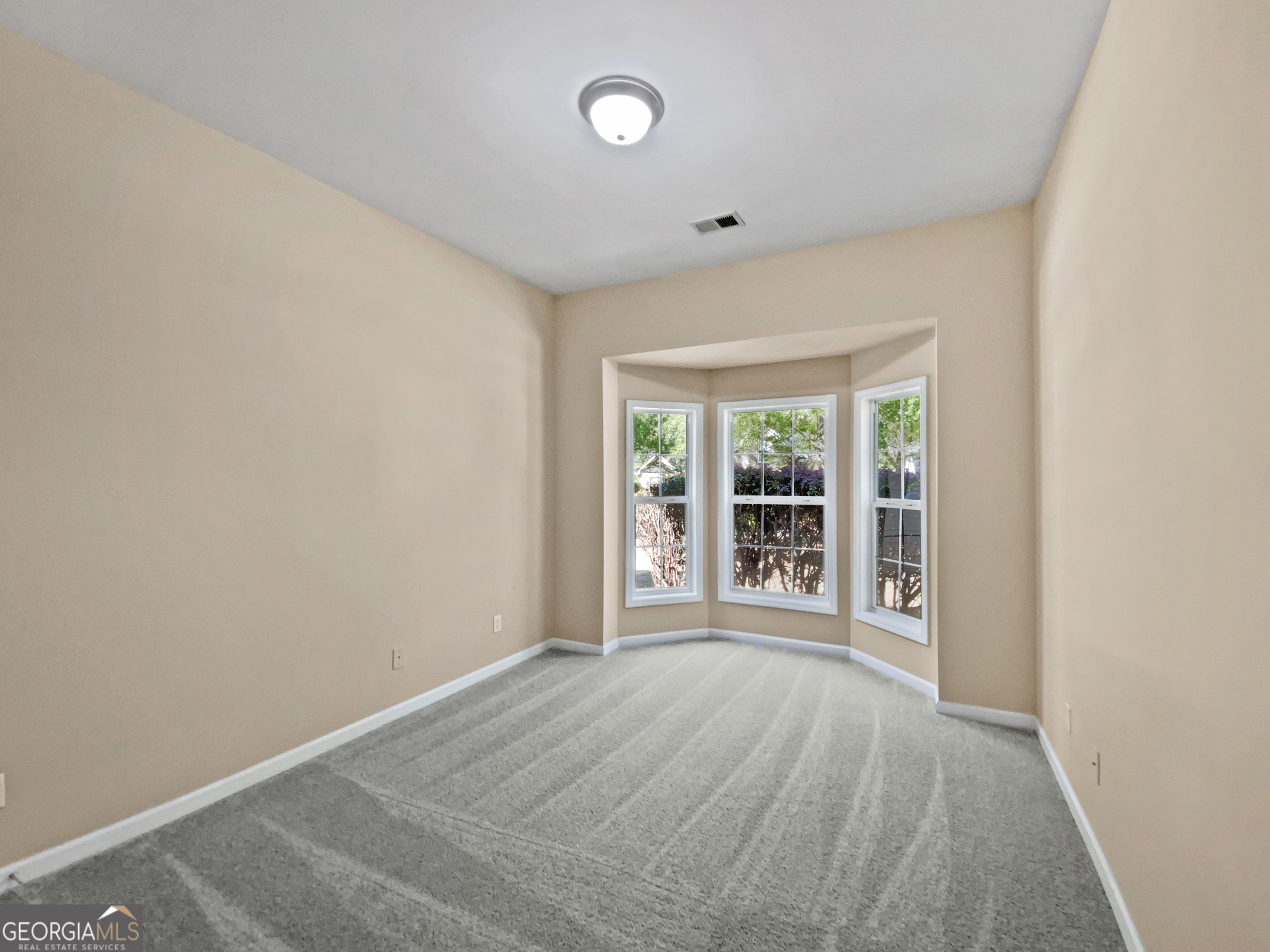 424 Eglington Trail Property Photo 16