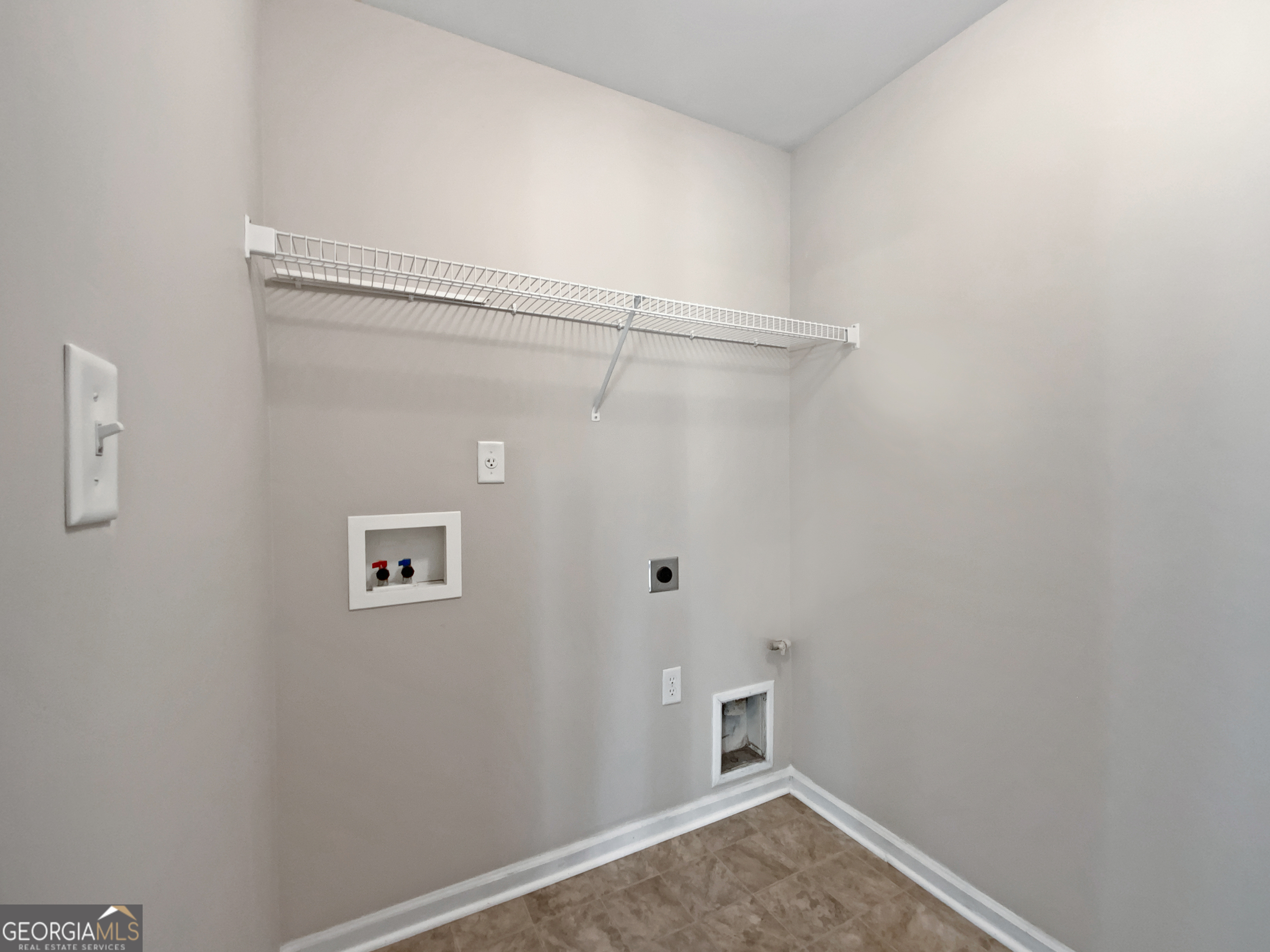 424 Eglington Trail Property Photo 17