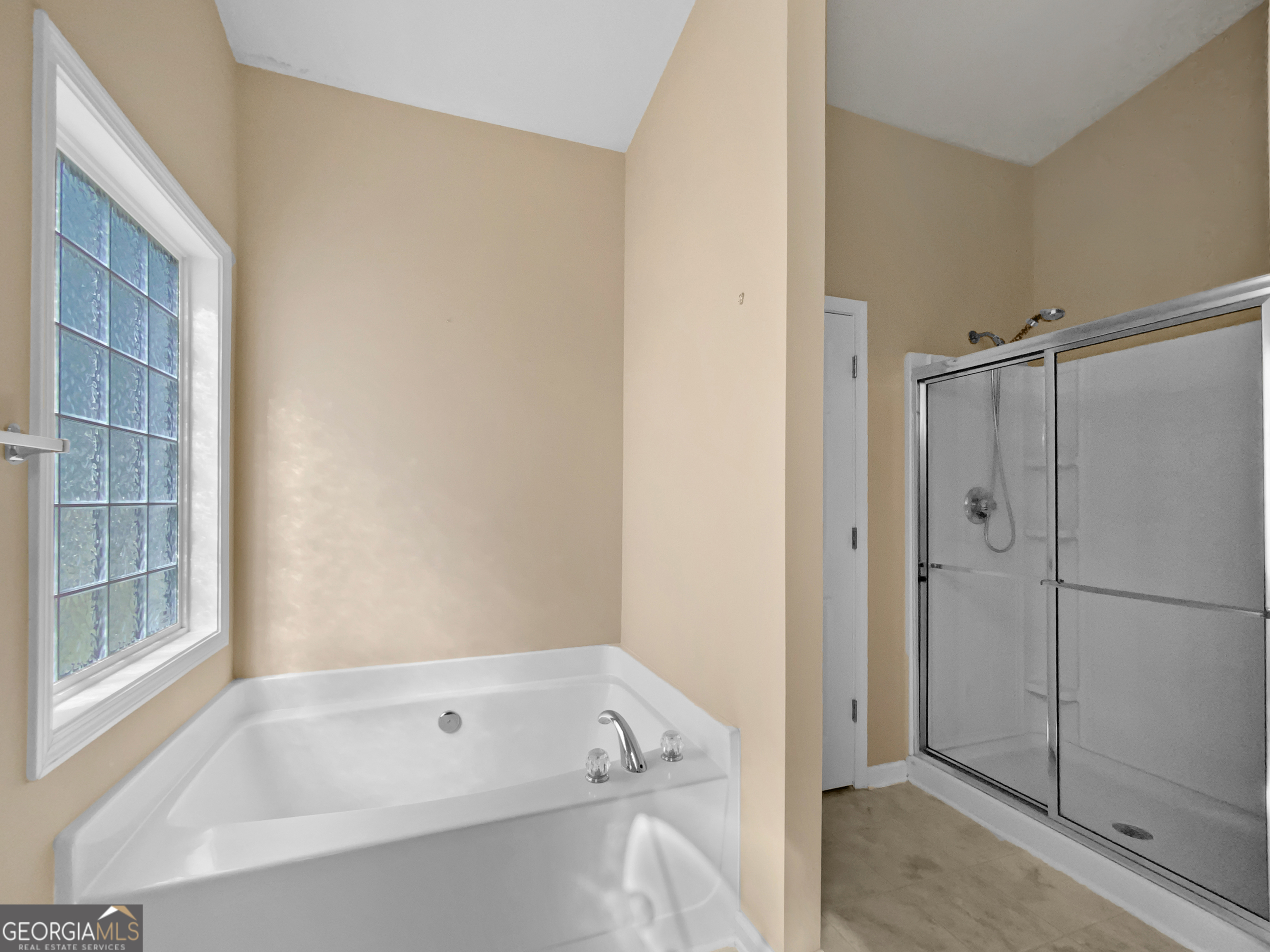 424 Eglington Trail Property Photo 19