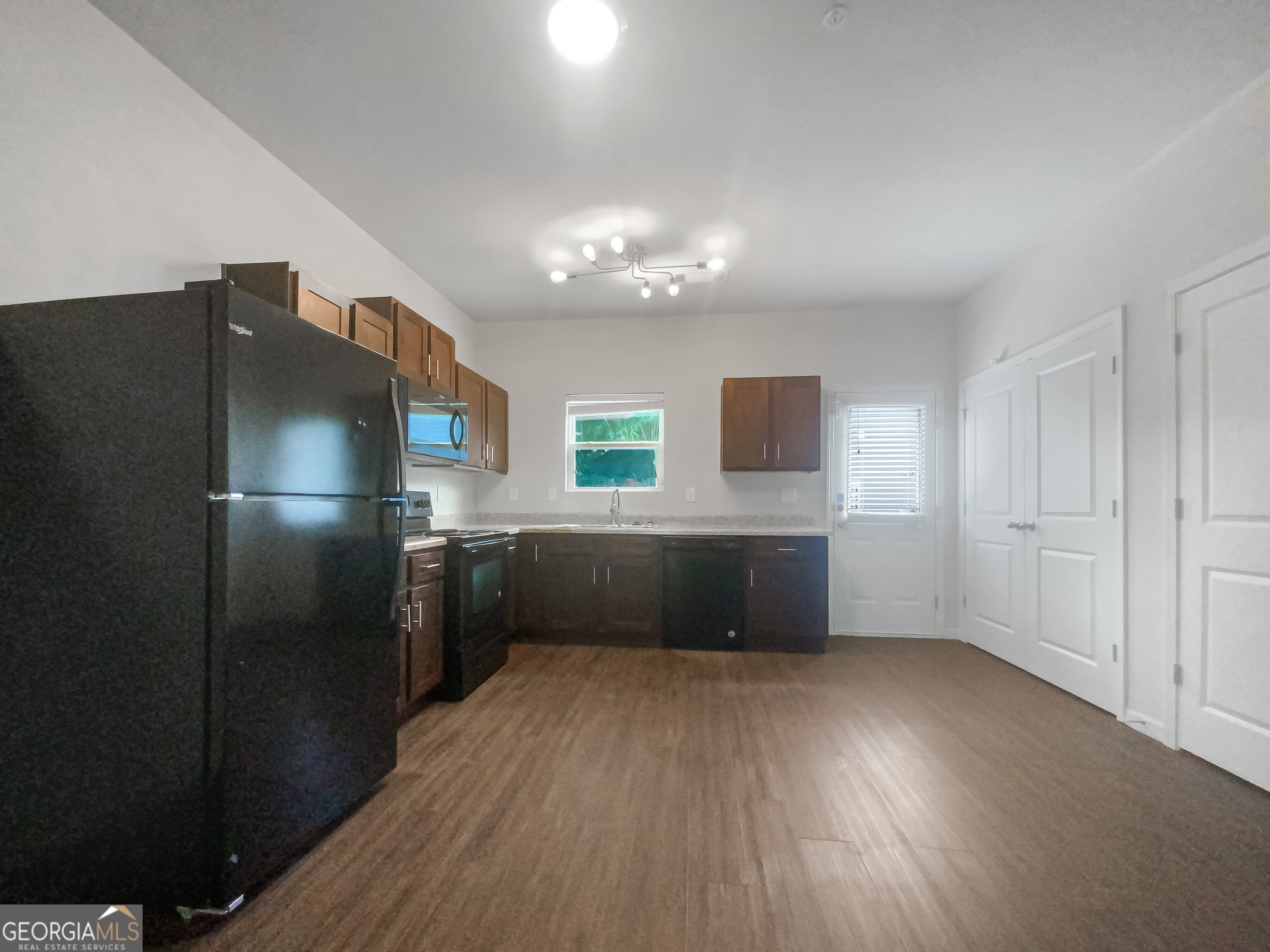2136 Chadwick Road Sw Property Photo 10
