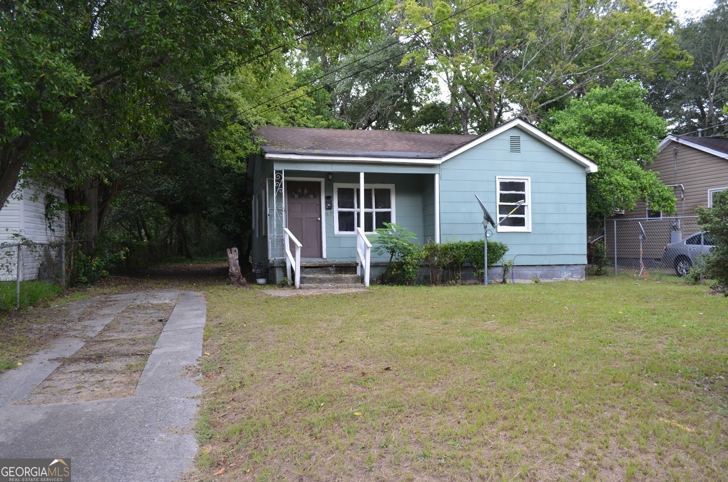 1546 Dexter Avenue Property Photo 1