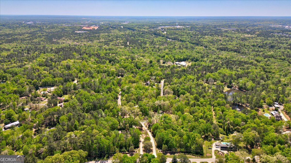 230 Carriage Trail Property Photo 15