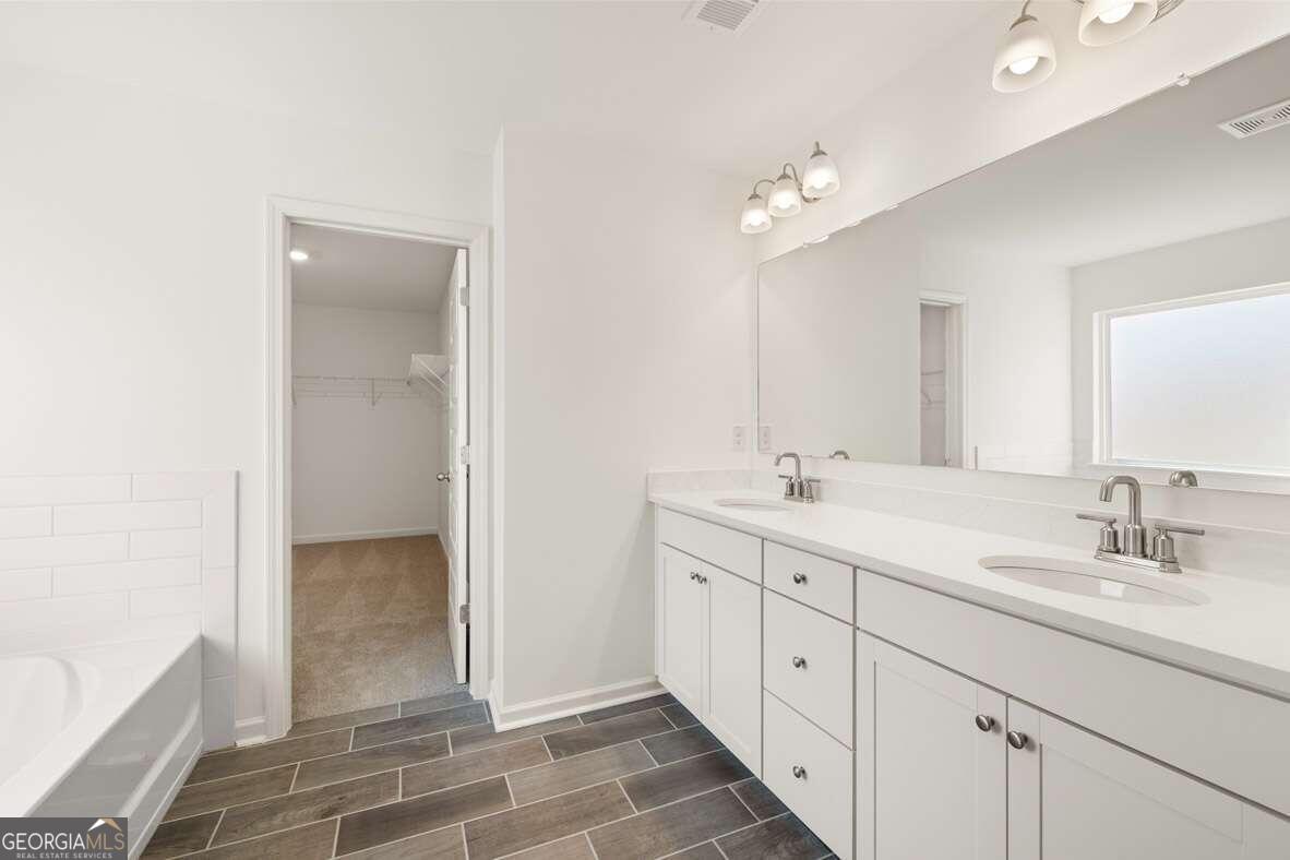 1928 Lacebark Elm Way Property Photo 29