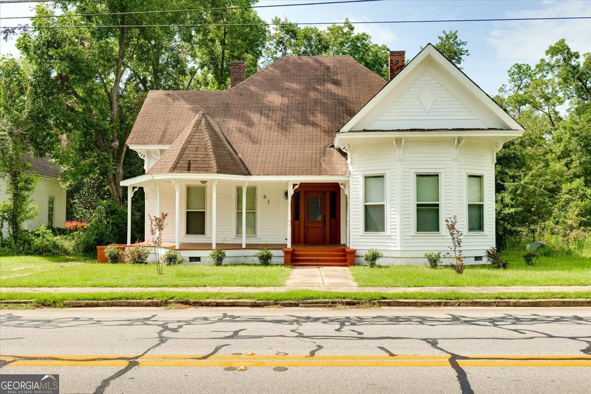 65 W Calhoun Street Property Photo