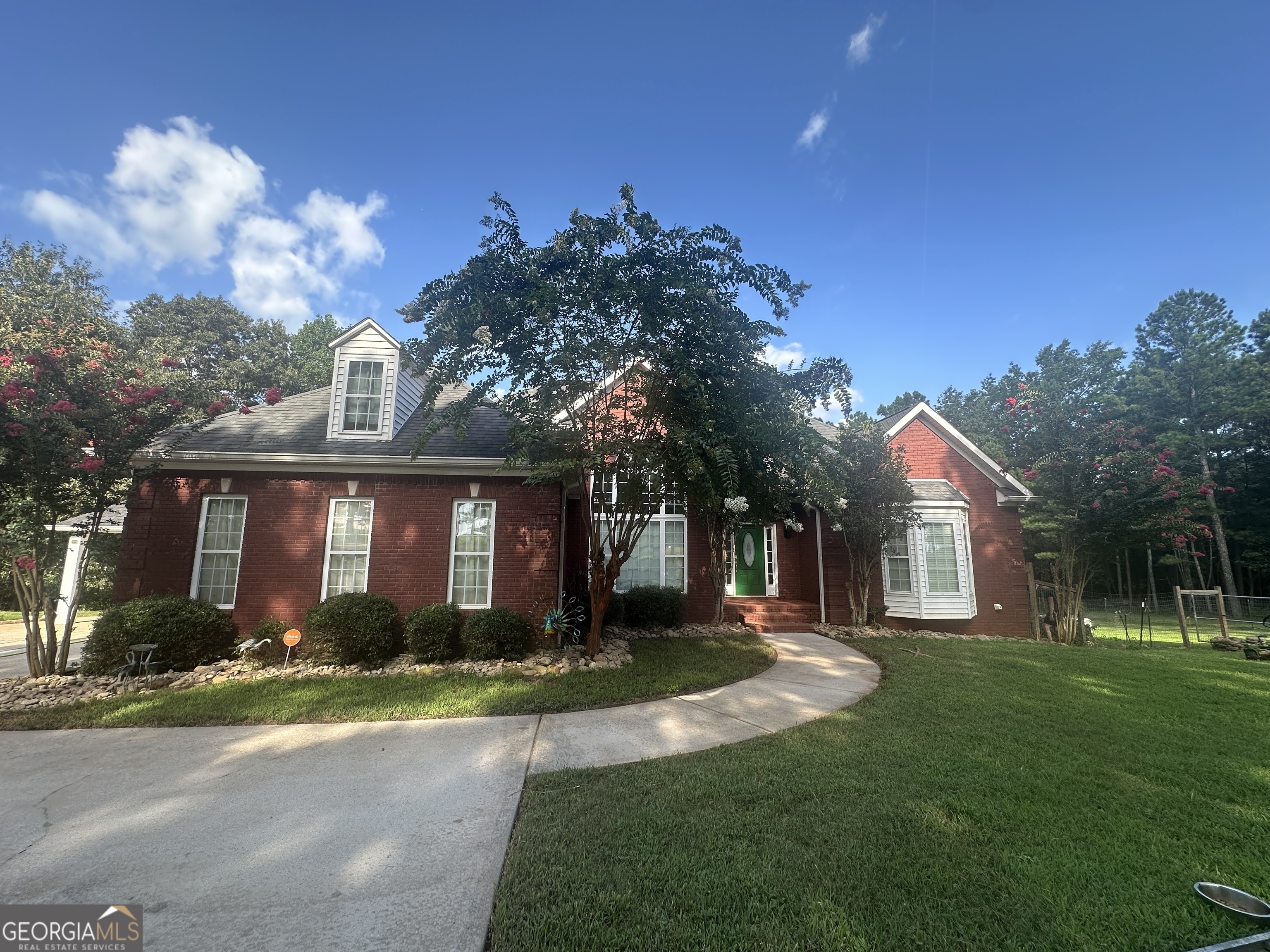 1582 Copeland Road Property Photo