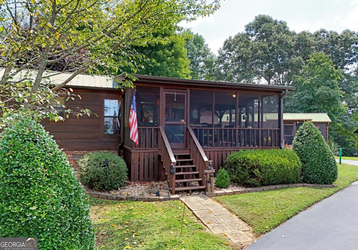 33 Frontier Way # 13 Property Photo 3