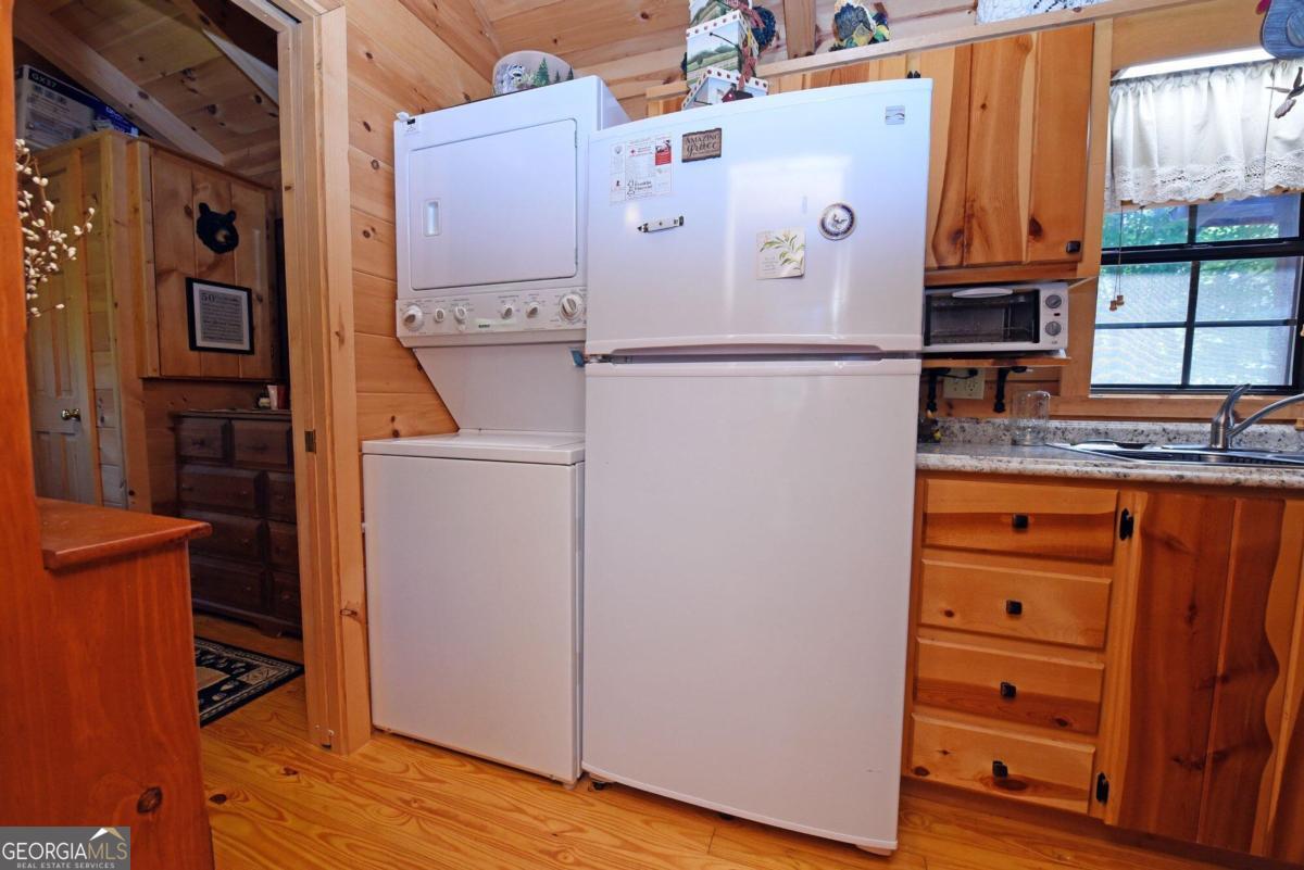 33 Frontier Way # 13 Property Photo 29
