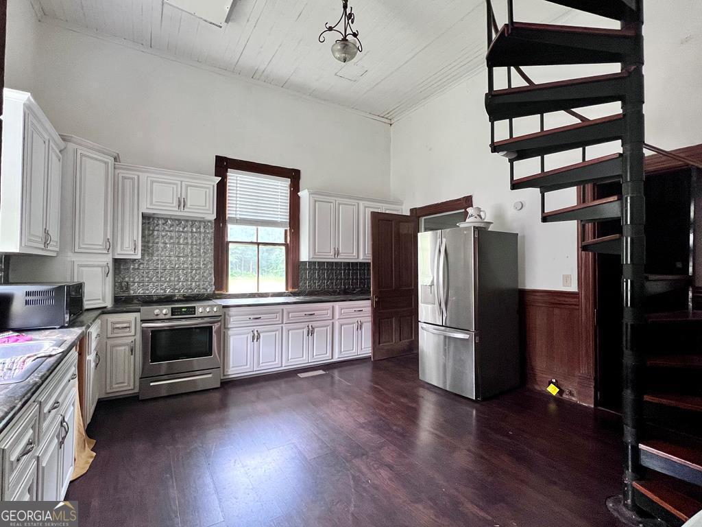 8776 N Marcus Street Property Photo 24