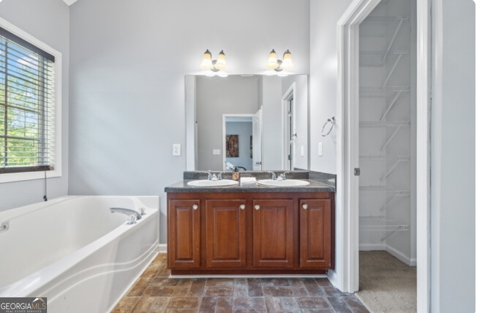 10 Argyll Way Property Photo 23
