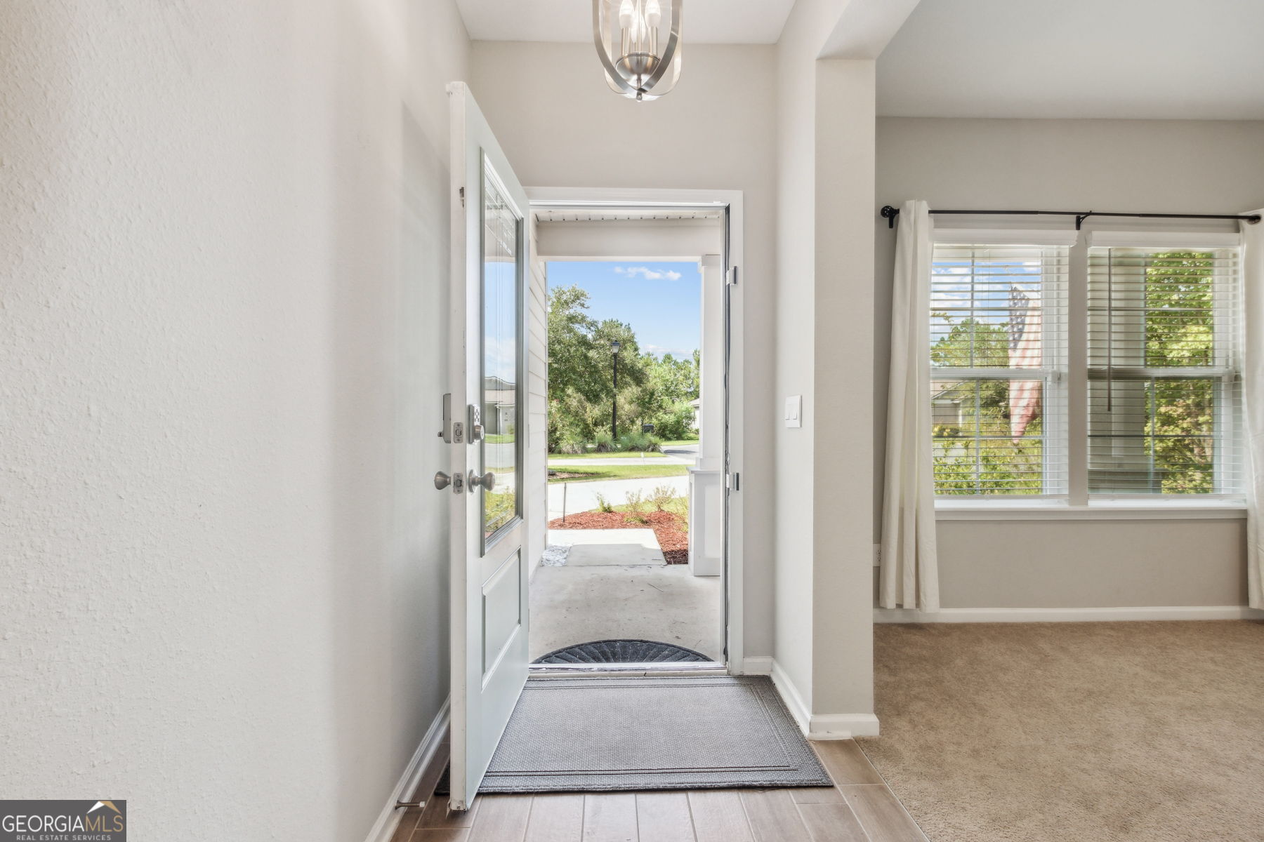 215 Holm Place Property Photo 6
