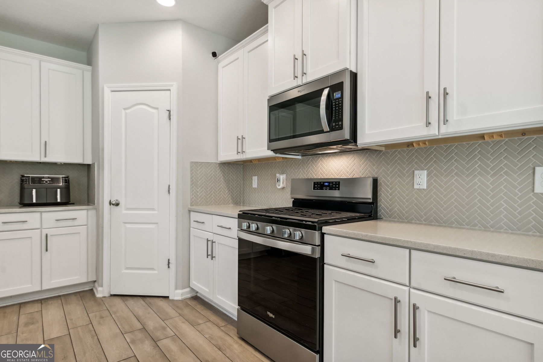 215 Holm Place Property Photo 13
