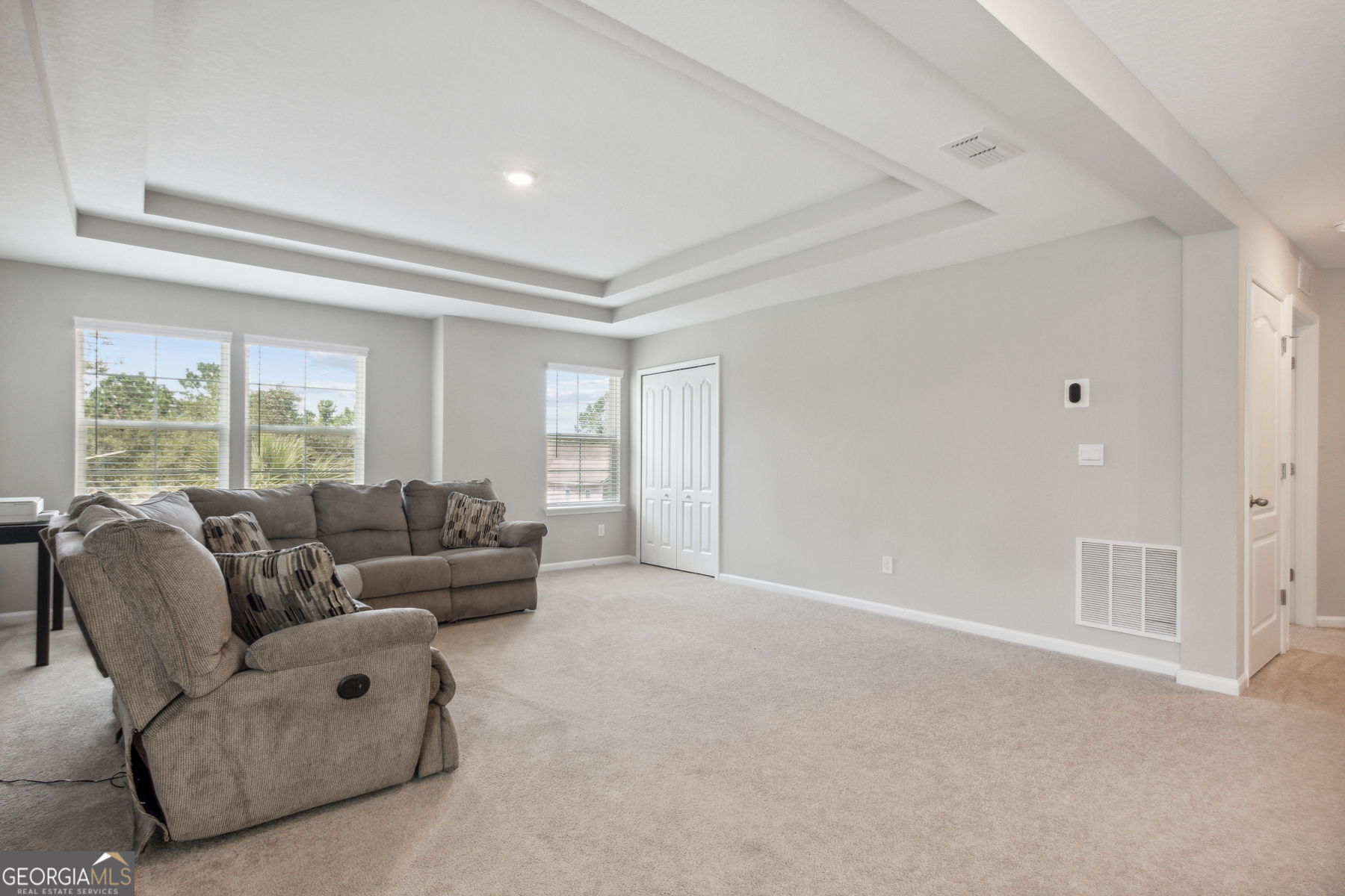 215 Holm Place Property Photo 25