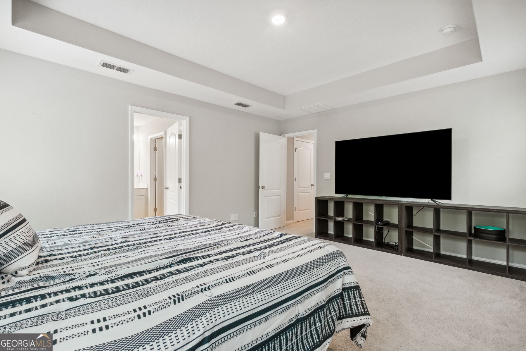 215 Holm Place Property Photo 29