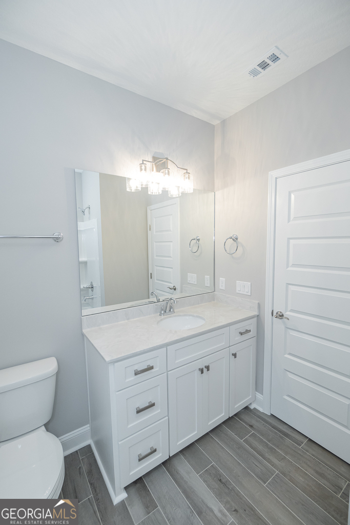 213 The Villas Way Property Photo 10