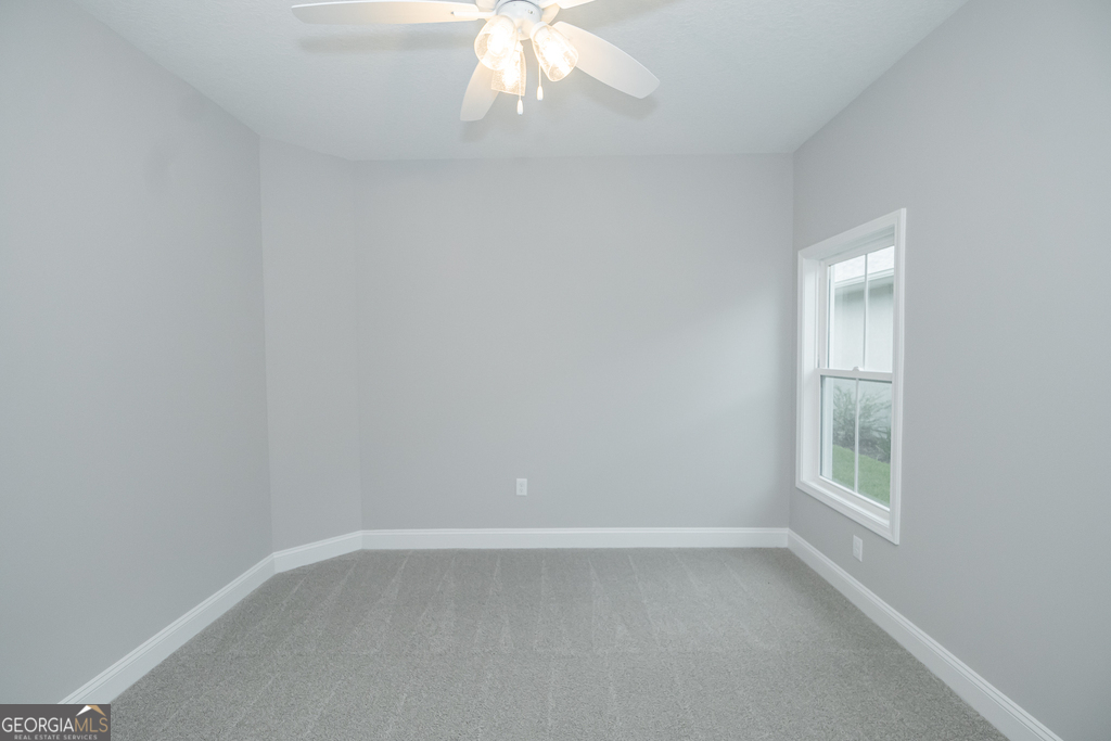 213 The Villas Way Property Photo 13