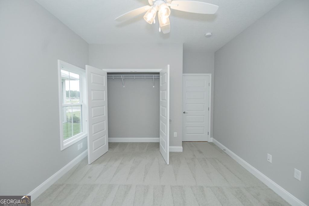 213 The Villas Way Property Photo 15