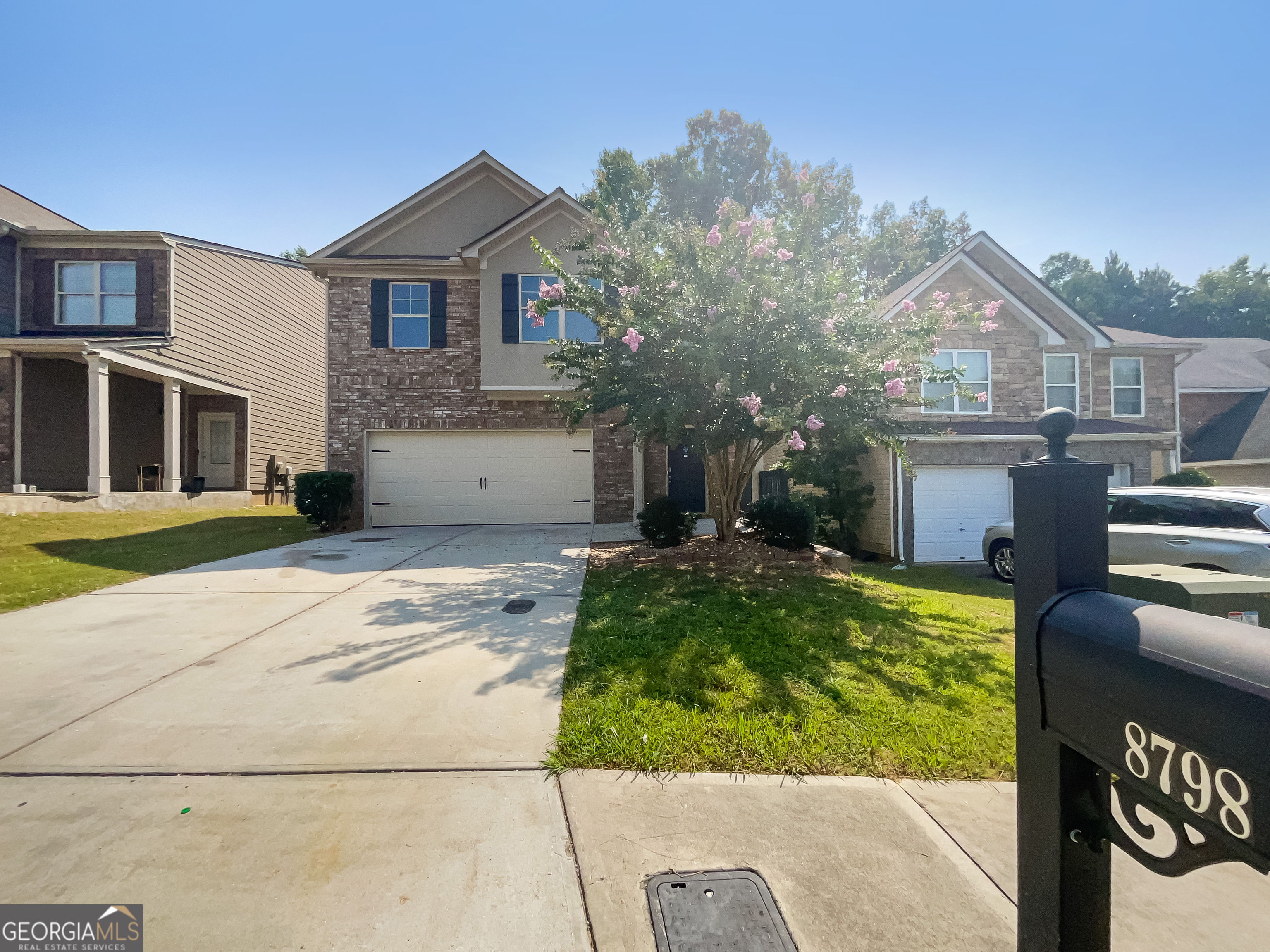 8798 Seneca Road Property Photo 1