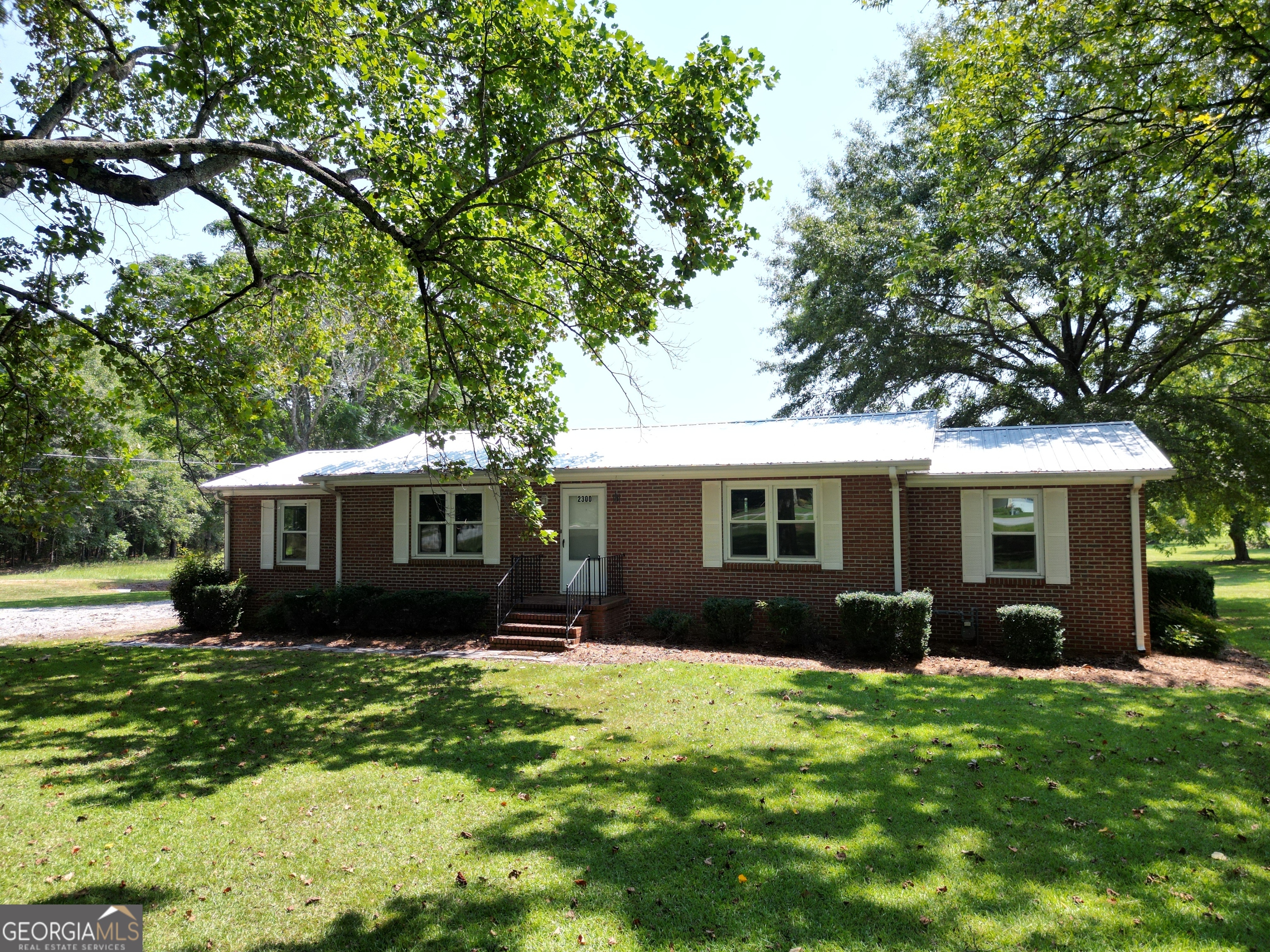 2300 Old Bishop Road Property Photo 1